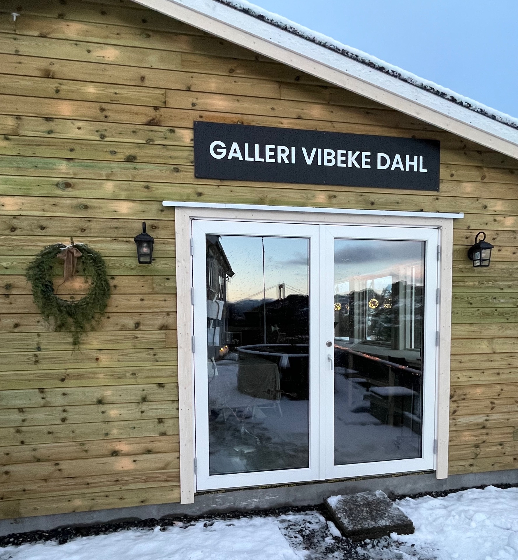 Lyst å besøke galleriet? Bare send en melding nederst her👇